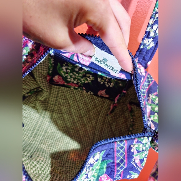 Vera Bradley Small Duffle Bag Return to Happiness Print Fall 1999 New - Picture 4 of 5